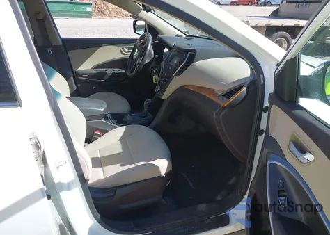 2014 Hyundai Santa Fe Sport 2.4L from USA, damaged, VIN 5XYZUDLB4EG175627